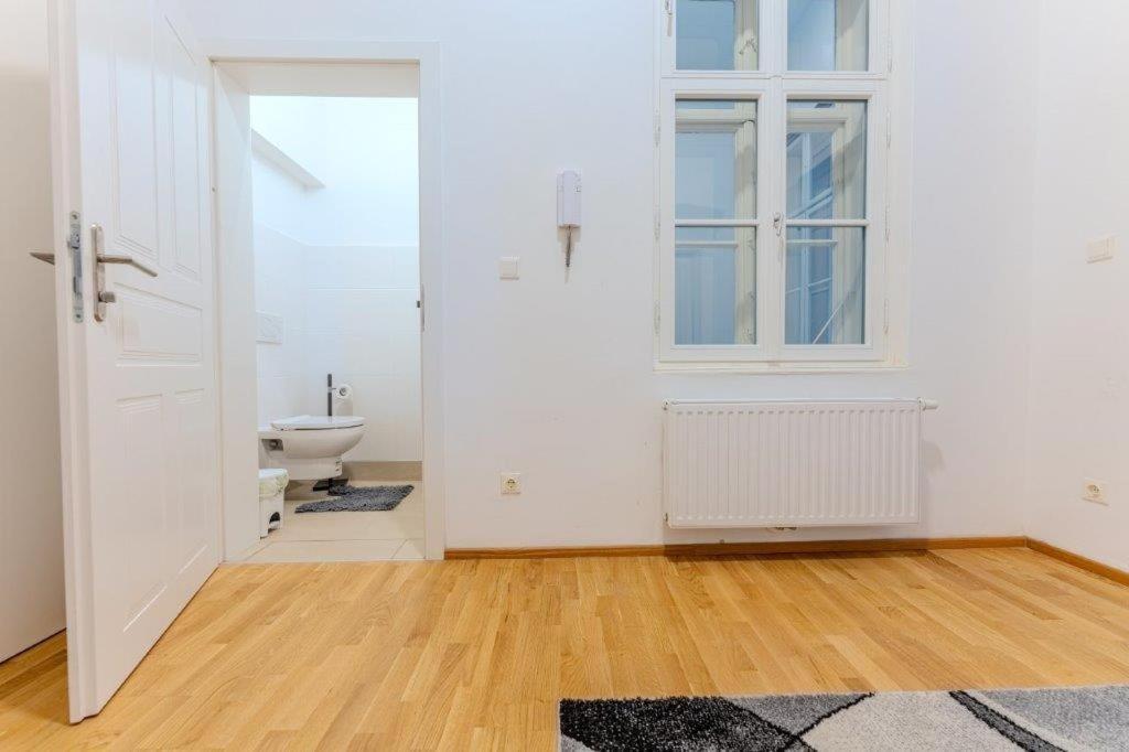 Deluxe Apartments Near The Center Krems an der Donau Exterior photo