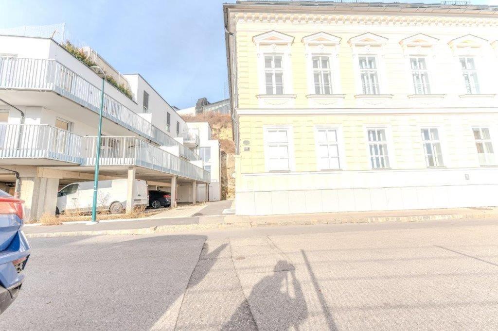 Deluxe Apartments Near The Center Krems an der Donau Exterior photo