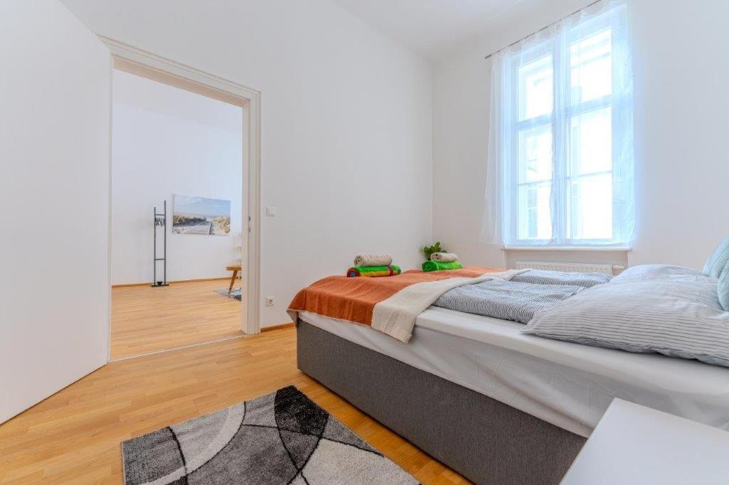 Deluxe Apartments Near The Center Krems an der Donau Exterior photo