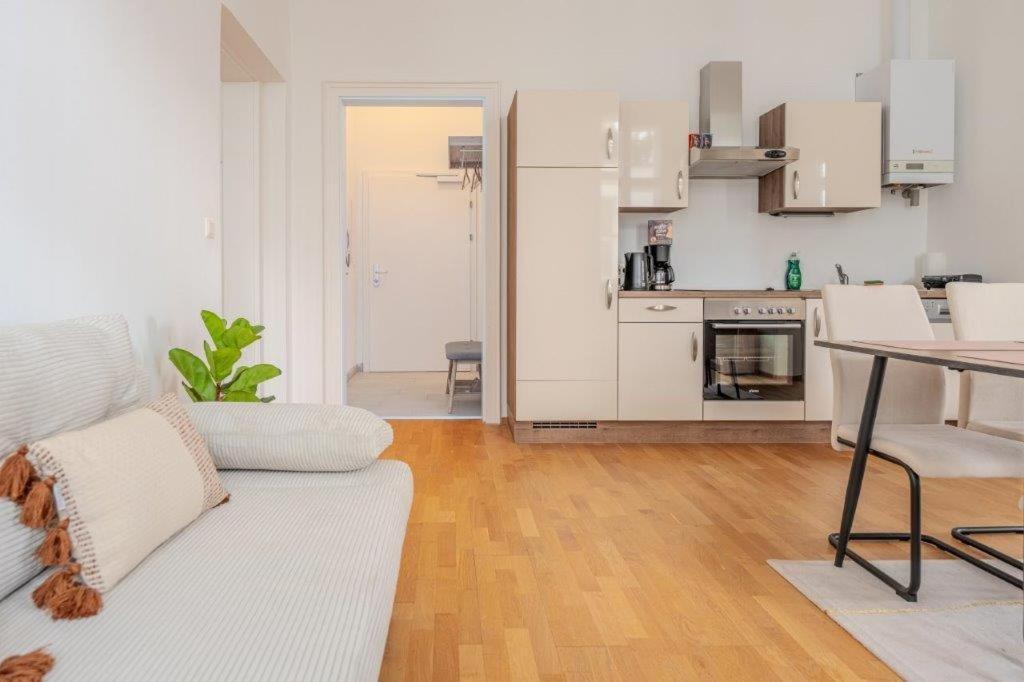 Deluxe Apartments Near The Center Krems an der Donau Exterior photo